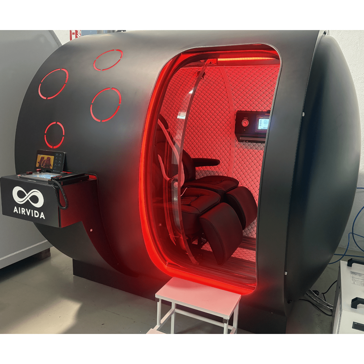 2.0 ATA Hardshell Multiplace Hyperbaric Chamber with BIBS Mask